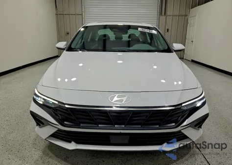 2025 Hyundai Elantra Sel из США, поврежденный, VIN KMHLS4DG6SU920342